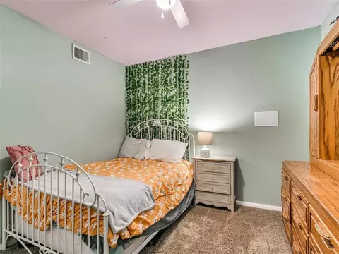 909 E Mockingbird Dr, Guthrie, OK 73044 photo 33