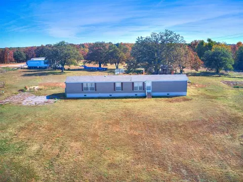 20449 Walker Rd, Tecumseh, OK 74873