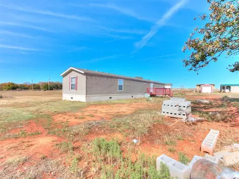 20449 Walker Rd, Tecumseh, OK 74873 photo 8