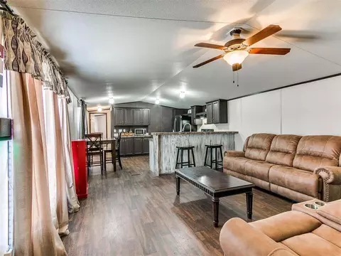 20449 Walker Rd, Tecumseh, OK 74873 photo 13