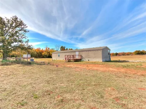 20449 Walker Rd, Tecumseh, OK 74873 photo 9