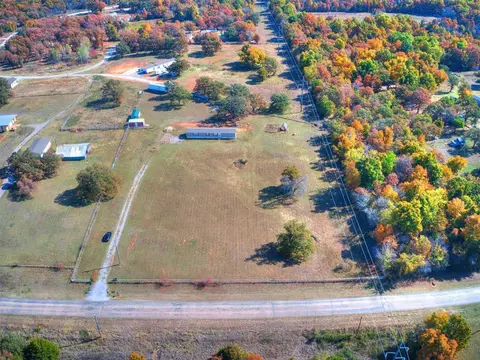 20449 Walker Rd, Tecumseh, OK 74873 photo 3