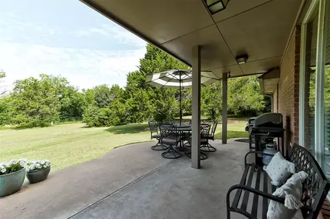 109 Kortney Pl, Tuttle, OK 73089 photo 2
