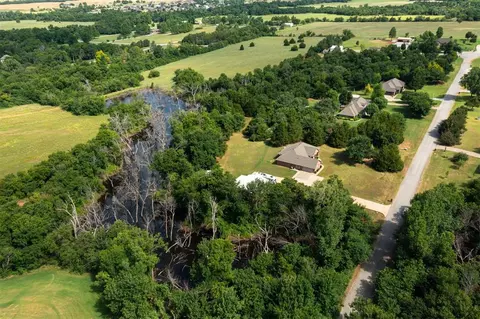 109 Kortney Pl, Tuttle, OK 73089 photo 4