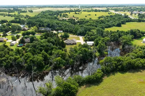 109 Kortney Pl, Tuttle, OK 73089 photo 8