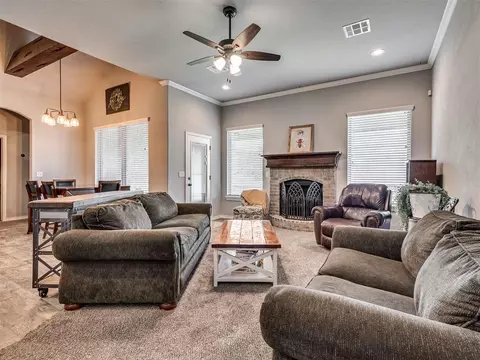20535 Creekside, Harrah, OK 73045 photo 5