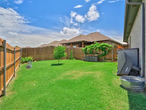 20535 Creekside, Harrah, OK 73045 photo 31