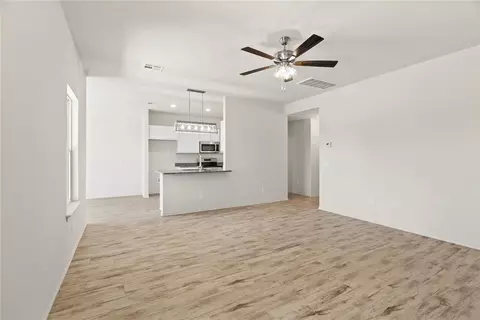 1929 Eli Ave, Tuttle, OK 73089 photo 6