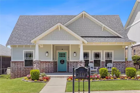 1749 Boathouse Rd, Edmond, OK 73034