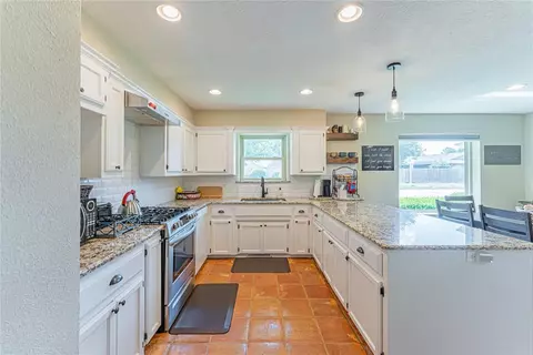 3921 Knob Hill Ct, Norman, OK 73072 photo 9