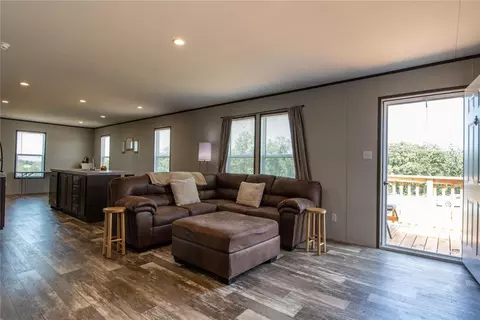 10711 Chandler Way, Mcloud, OK 74851 photo 5