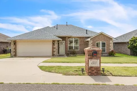 4500 Eagle Owl Dr, Norman, OK 73072 photo 2