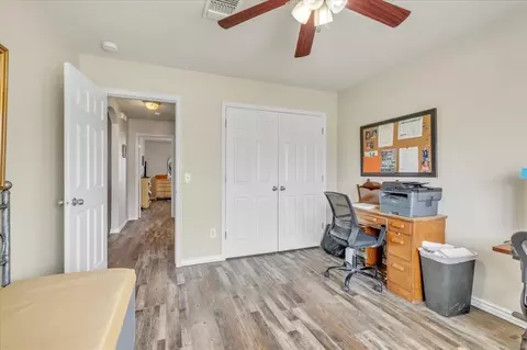 4500 Eagle Owl Dr, Norman, OK 73072 photo 19