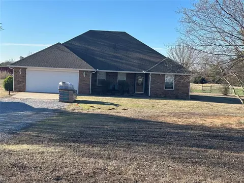 6800 Cemetery Sts, Noble, OK 73068