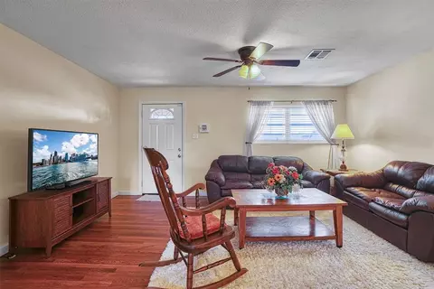820 E Sycamore Ave, Altus, OK 73521 photo 8