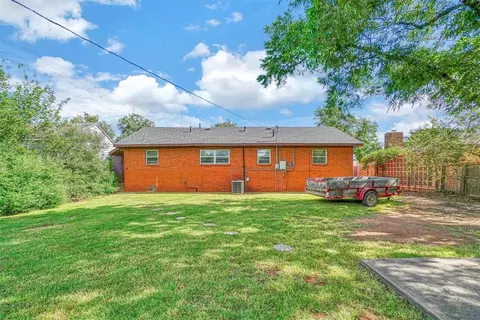 820 E Sycamore Ave, Altus, OK 73521 photo 23