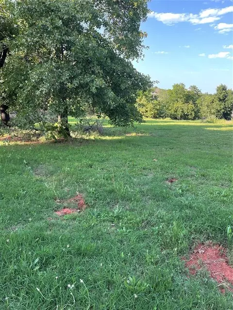 14330 E Maguire Rd, Noble, OK 73068