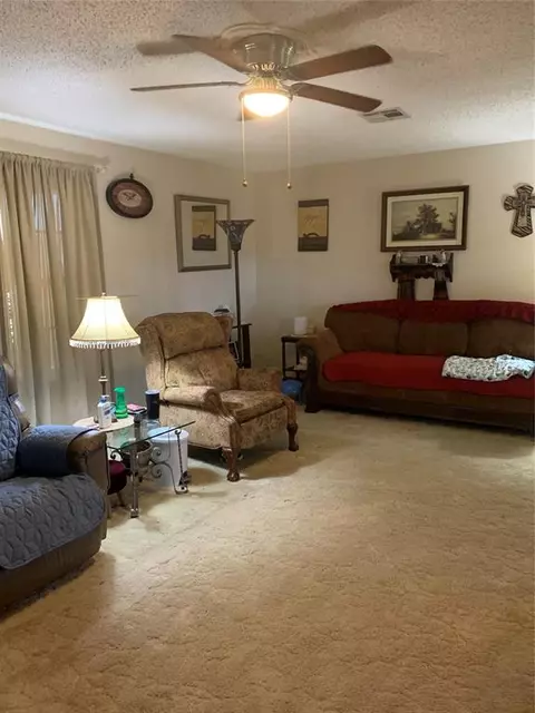 610 N 3rd St, Mountain View, OK 73062 photo 19