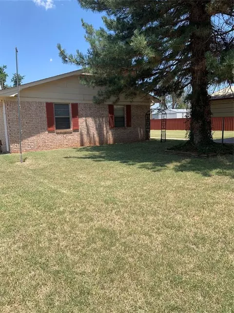610 N 3rd St, Mountain View, OK 73062 photo 24