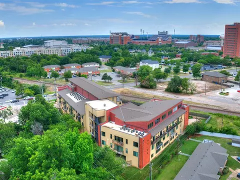 401 E Boyd St #308, Norman, OK 73069 photo 43