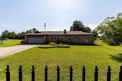 2804 S Post Rd, Midwest City, OK 73130