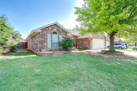 2421 Stonebridge Dr, Norman, OK 73071
