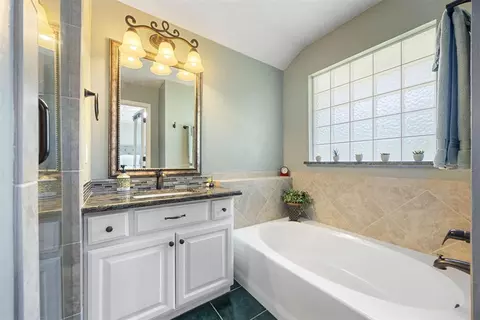 2104 Fair Meadow Dr, Edmond, OK 73003 photo 35