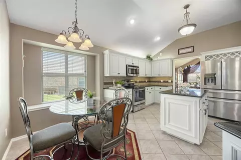 2104 Fair Meadow Dr, Edmond, OK 73003 photo 17
