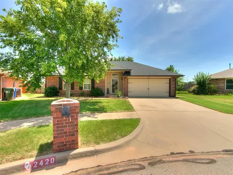2420 Northern Hills Rd, Norman, OK 73071