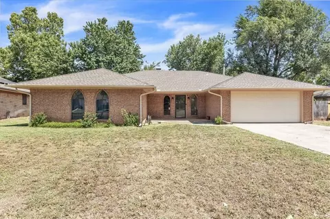 7617 S Lippert Ln, Oklahoma City, OK 73162