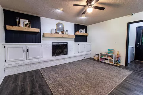927 N King Ave, Midwest City, OK 73130