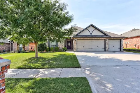 3244 Orchard Ave, Edmond, OK 73012