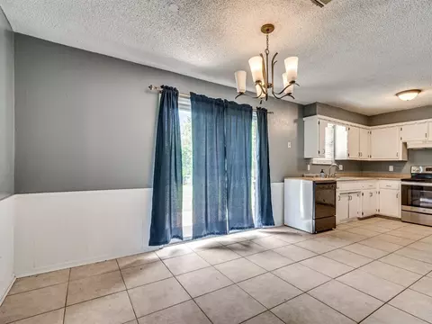 125 Folsom Dr, Mcloud, OK 74851 photo 10