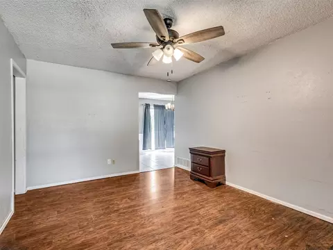 125 Folsom Dr, Mcloud, OK 74851 photo 5