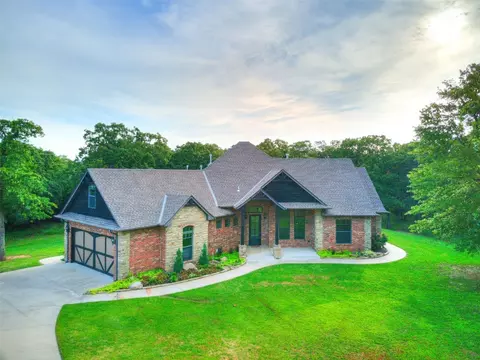 4708 E 4th St, Cushing, OK 74023