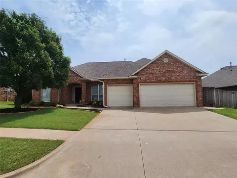 17104 Kemble Ln, Edmond, OK 73012