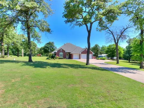 12041 Eastwood Dr, Choctaw, OK 73020