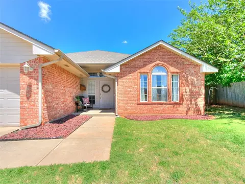 601 Shadowlake Rd, Norman, OK 73071 photo 2