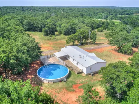 29783 Pottawatomie Rd, Macomb, OK 74852