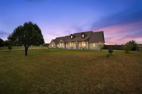 2950 NE Apache Rd, Piedmont, OK 73078