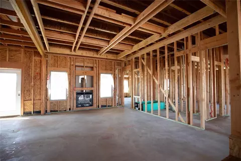 11112 NW 91st St, Yukon, OK 73099