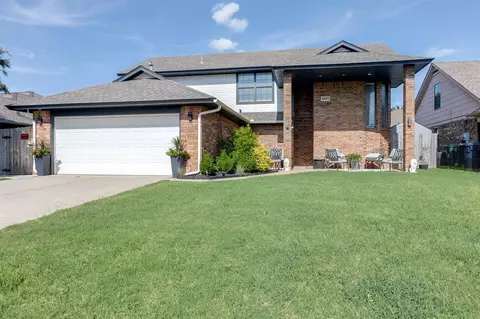 8400 Pinewood Dr, Oklahoma City, OK 73135