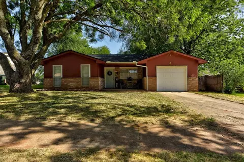 1507 Rock Ridge Ct, Norman, OK 73071