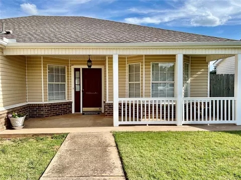 1020 Pinecrest St, Norman, OK 73071 photo 3