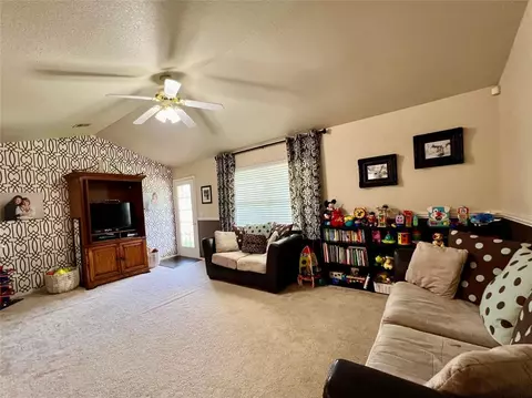 1020 Pinecrest St, Norman, OK 73071 photo 13