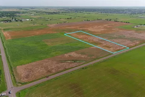 W Rock Creek Road, Norman, OK 73072