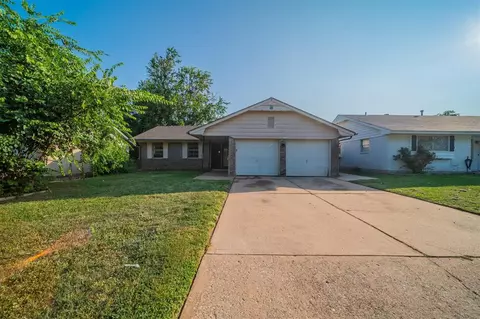 701 Gale, Moore, OK 73160