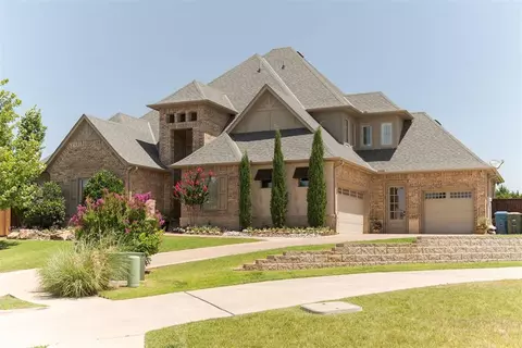 5316 Gateway Bridge Ct, Edmond, OK 73034