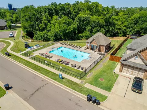 2517 SE 12th St, Moore, OK 73160 photo 38