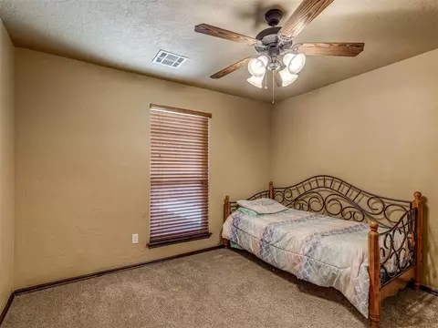 2517 SE 12th St, Moore, OK 73160 photo 25